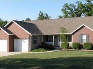 425 Eastlawn Ave, Saint Robert, MO 65584