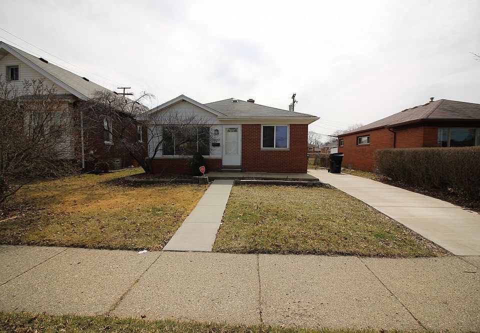 1st image of 16137 McLain Ave