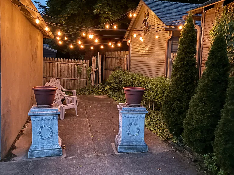 187 N Portage Path — Photo 1