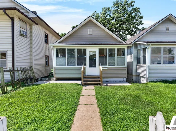 2426 S 18th St, Omaha, NE 68108
