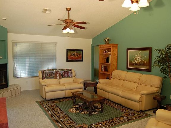 Livingroom from entry