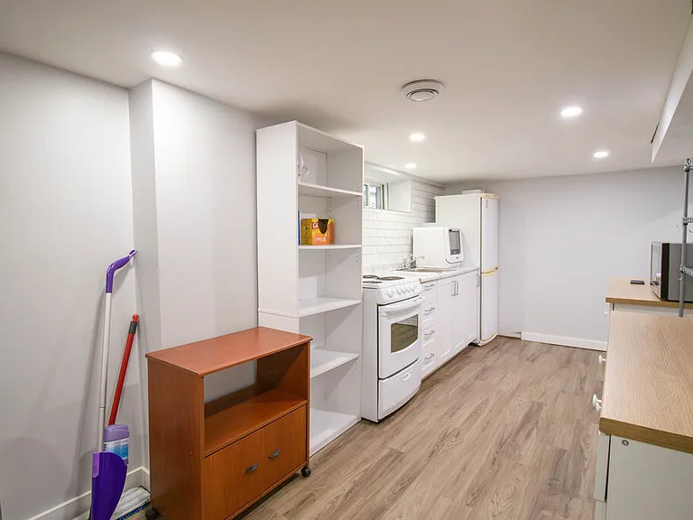 18 Catherine St — Photo 6