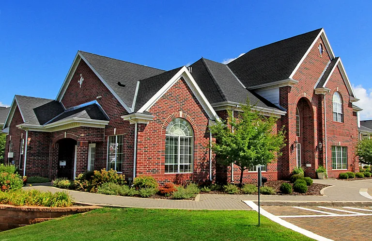SaddleBrook Apartments — Photo 17