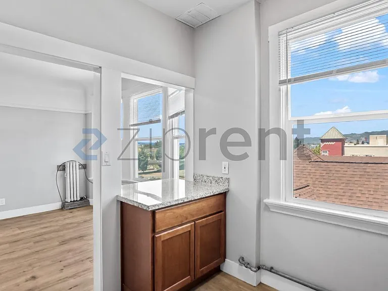680 14th St #411 — Photo 20