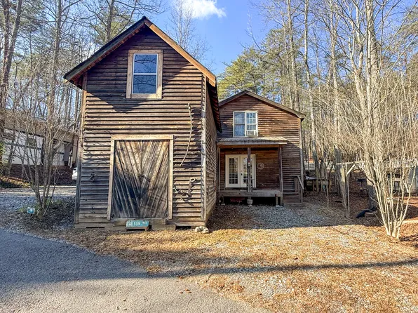 98 Canyon Pass, Cleveland, GA 30528