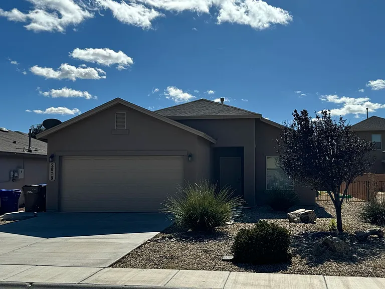 2879 La Union Ct — Photo 2
