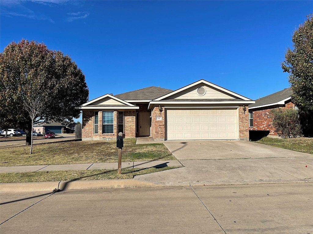 801 Buffalo Springs Dr, Fort Worth, TX 76140 Zillow