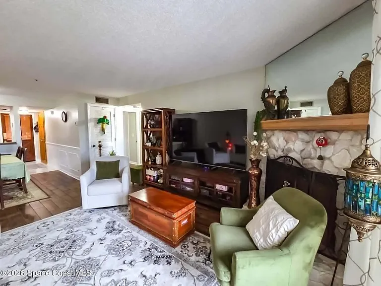3321 Kirkland Rd NE — Photo 3