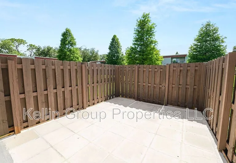 2862 Somerset Park Dr — Photo 26