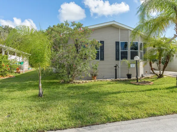 525 Outer Dr #136, Cocoa, FL 32926
