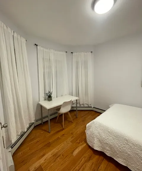 417 Cardinal Medeiros Ave #2 — Photo 11