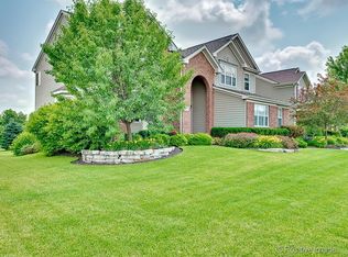 2927 Kelly Dr, Elgin, IL 60124