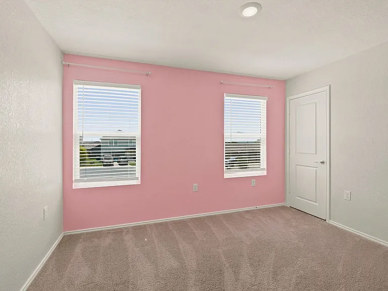 13118 Levi Ter — Photo 21
