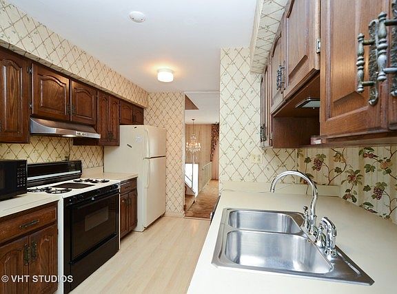 4th image of 2768 Landen Dr