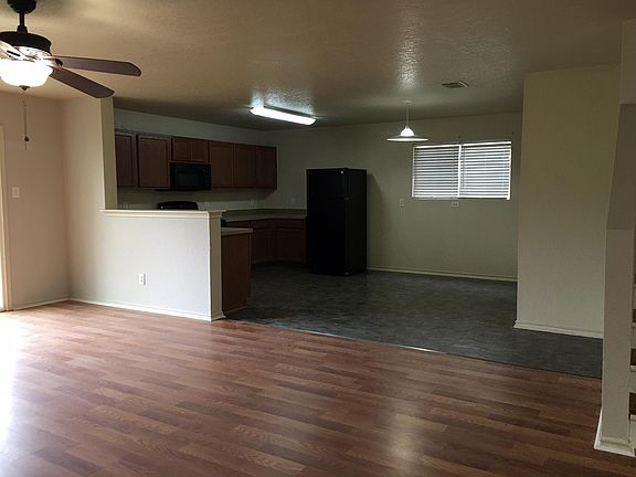 5th image of 9810 Acadian Dr