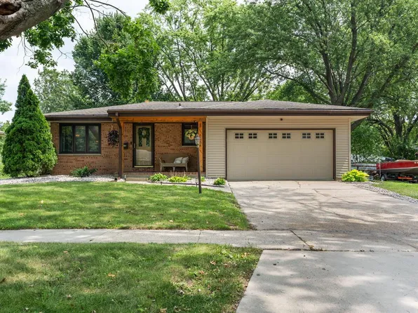 1108 Erie DRIVE, Janesville, WI 53545