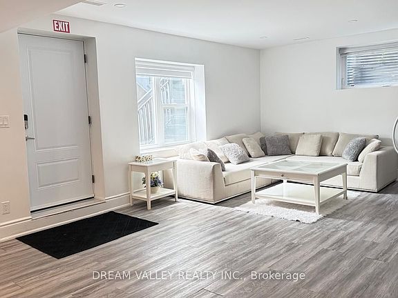 4th image of 43 Martindale Rd #Basement