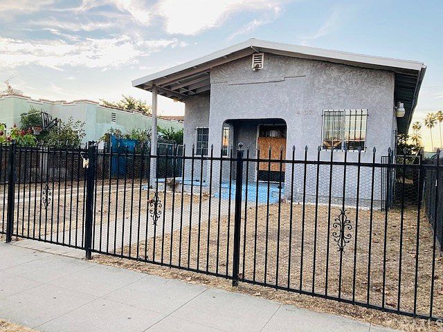 1st image of 4107 S Harvard Blvd