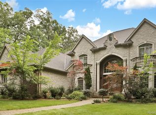 3164 Canyon Oaks Trl, Milford, MI