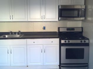 24 Howard Pl, Bridgeport, CT 06605