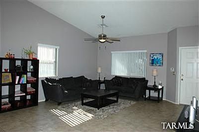 2nd image of 1818 W Mission Harbor Ln