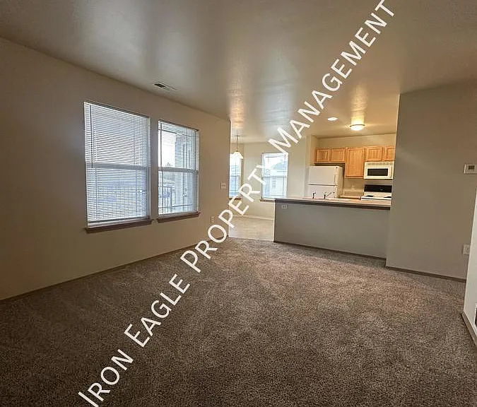1805 E Overland Rd #1024 — Photo 1