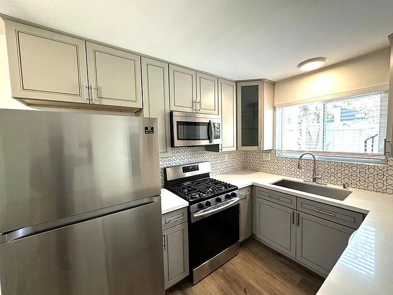 4460 Mississippi St #2 — Photo 11