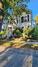 12 Mayhew St #1