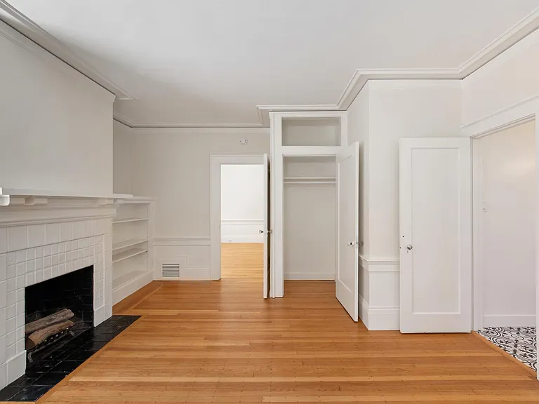 1370 Filbert St #1 — Photo 16