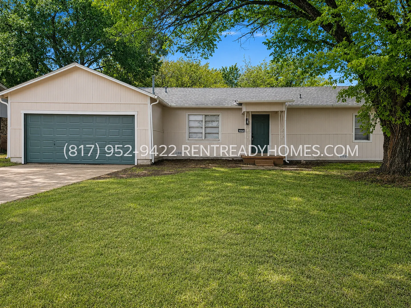 3733 Columbine Dr — Photo 1
