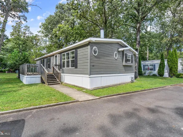 45 Marcia Memorial Cir, Jackson, NJ 08527