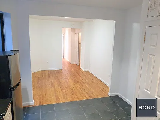 Rented by Bond New York | media 2