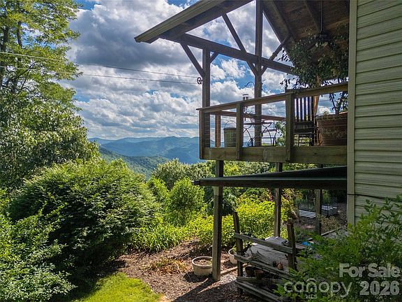 3rd image of 149 Windy Hill Cir