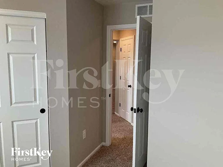 17985 E 107th Pl — Photo 12