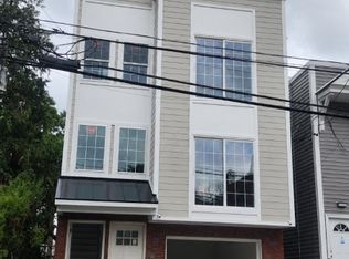 48 Willoughby St, Newark, NJ 07112