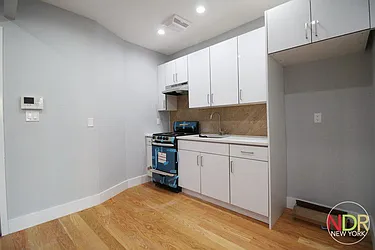 Rented by Next Door Realty NYC