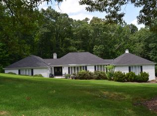 100 Twin Cove Cir, Lenoir City, TN 37772