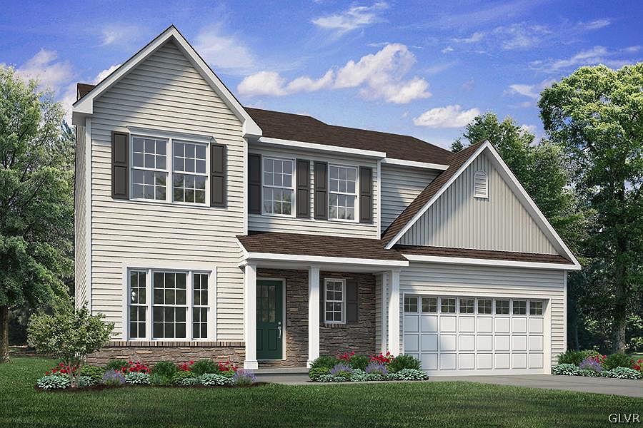2nd image of 590 Prospect St #9