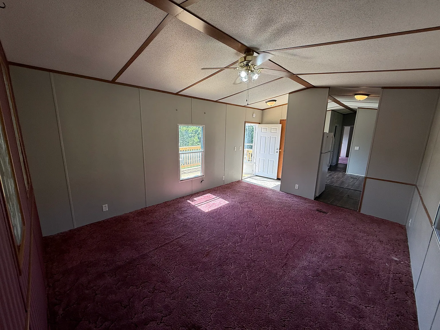 2 bed, $895 — Photo 4