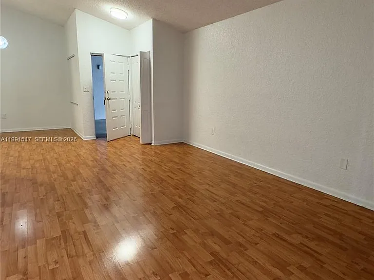 2861 N Oakland Forest Dr #301 — Photo 8
