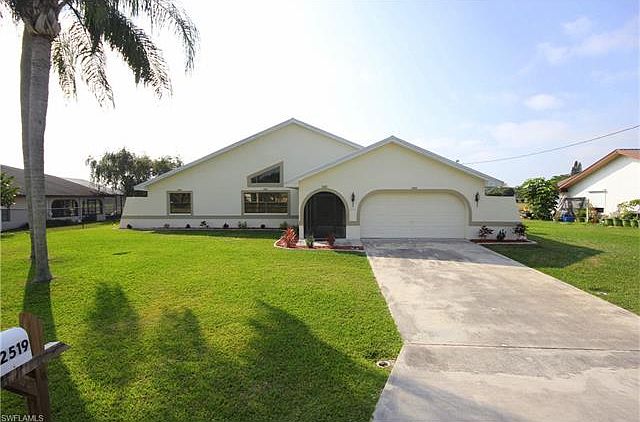 1st image of 2519 Lakeview Dr