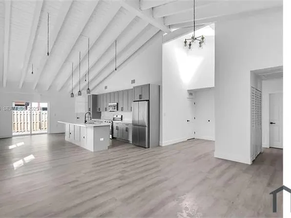 6211 NW 26th Ct, Fort Lauderdale, FL 33313