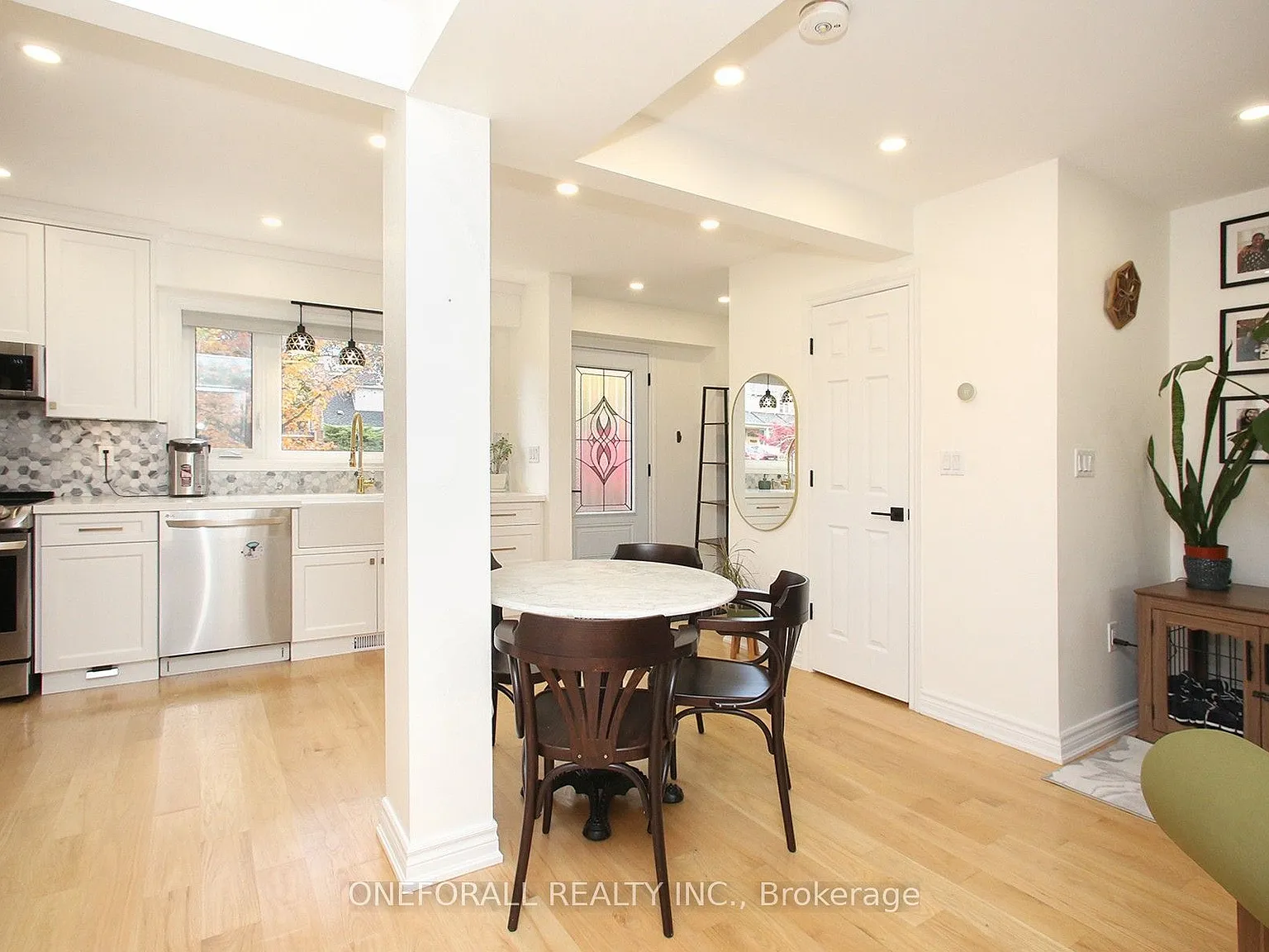 4 bed, $3,500 — Photo 3