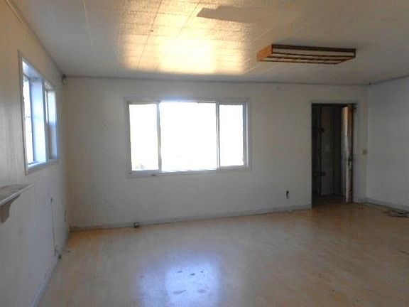 4th image of 636 French St