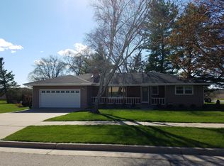 6113 N Lewellen St, Marshall, WI 53559