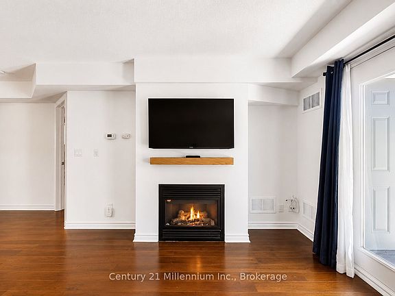 5th image of 10 Brandy Lane Dr #204