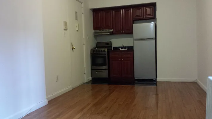 Rented by I Stay NY LLC | media 28