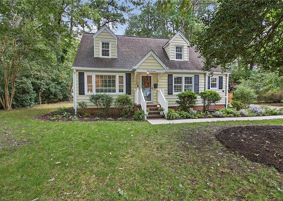 1st image of 314 Mimosa Dr