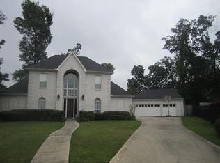 5015 Oakmont Dr, Beaumont, TX 77706