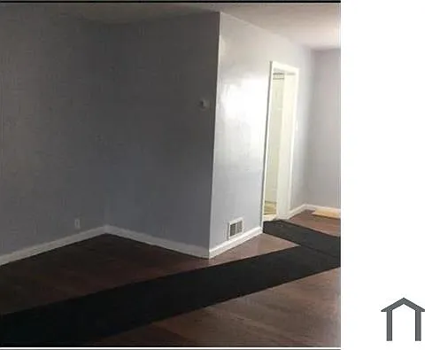 934 W Colfax Ave — Photo 3